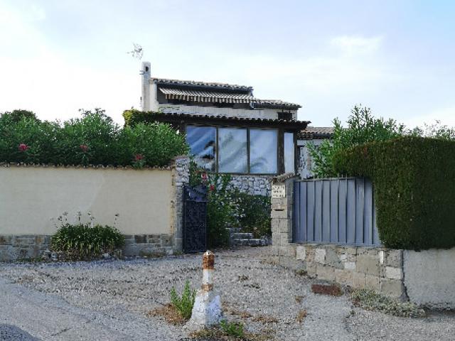 Surélévation lumineuse et moderne avec vue sur les hauteurs de Vallauris